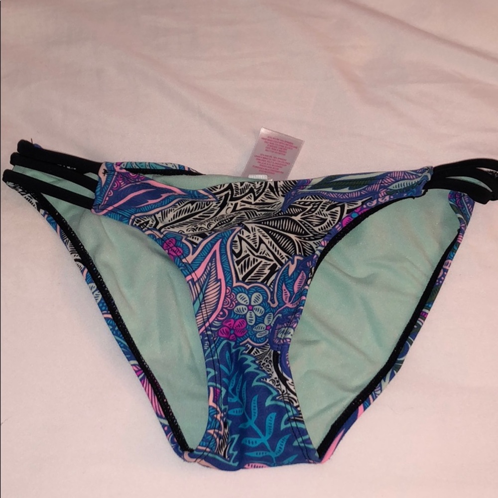 Bikini bottoms